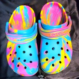 W7 Crocs Classic Clogs Marble